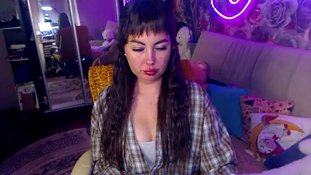 Snapshot of NinaTender22 chatting on June 18, 2026, 7:18 pm NinaTender22 online show from June 18, 2026, 7:18 pm