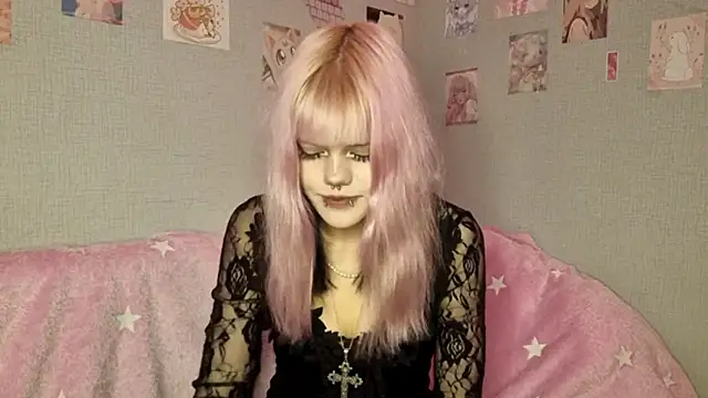 Snapshot of VelvetAlice chatting on May 31, 2026, 8:54 pm VelvetAlice online show from May 31, 2026, 8:54 pm