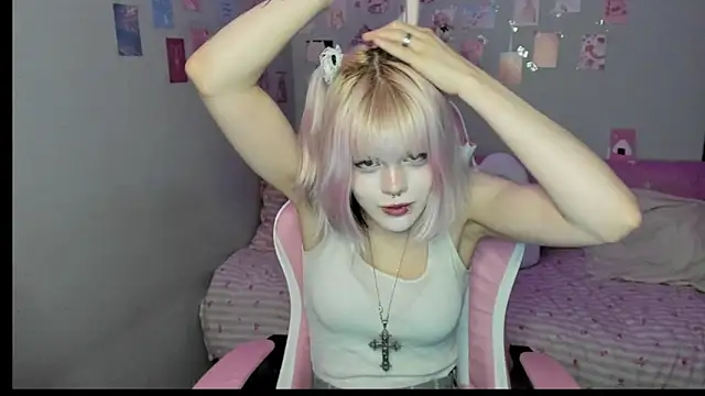 Snapshot of VelvetAlice chatting on July 12, 2026, 8:55 pm VelvetAlice online show from July 12, 2026, 8:55 pm