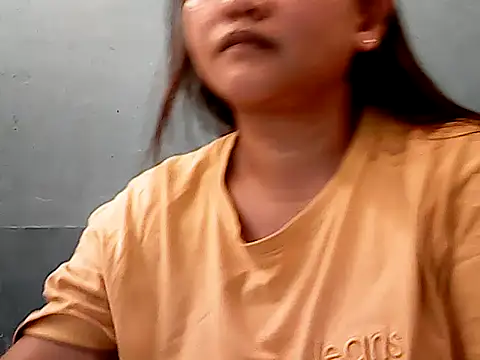 Snapshot of Irisshinn chatting on July 12, 2026, 7:21 am Irisshinn online show from July 12, 2026, 7:21 am