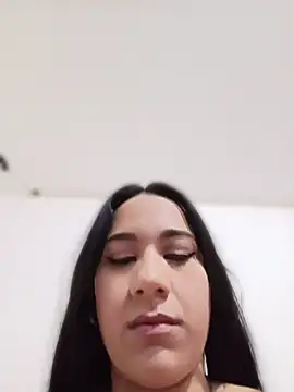 alessiavixen1 online show from June 4, 2026, 12:11 pm