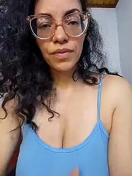 LUCI LOVE online show from December 23, 2024, 11:47 am