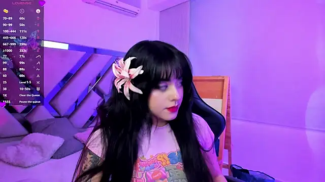 Snapshot of Elena_Tylor chatting on June 11, 2026, 8:51 pm Elena Tylor online show from June 11, 2026, 8:51 pm