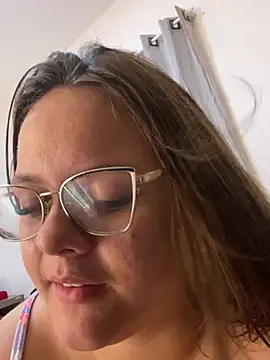 Laryssinha 69 online show from July 14, 2026, 2:05 am