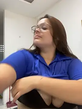 Laryssinha 69 online show from July 14, 2026, 1:39 pm