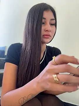 Aylin-fire online show from May 30, 2026, 6:49 pm