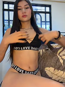 Snapshot of Aylin-fire chatting on July 3, 2026, 6:03 pm Aylin-fire online show from July 3, 2026, 6:03 pm