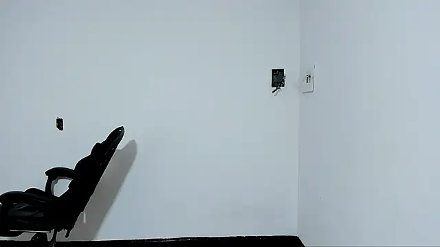 Leal cute666 online show from June 19, 2026, 5:23 am