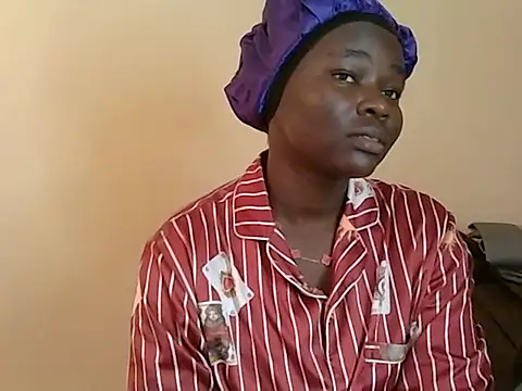 Snapshot of roziebeauty chatting on July 4, 2026, 12:55 pm roziebeauty online show from July 4, 2026, 12:55 pm