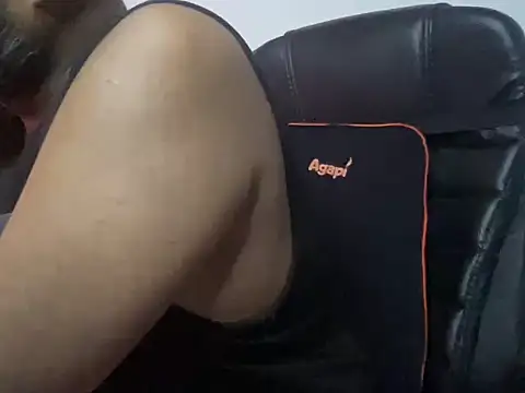 incestfukcerr online show from July 1, 2026, 4:51 pm