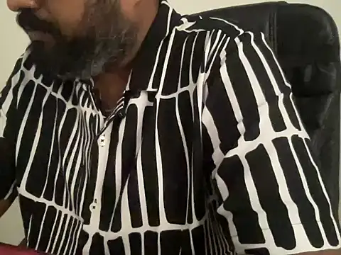 incestfukcerr online show from July 14, 2026, 10:43 am