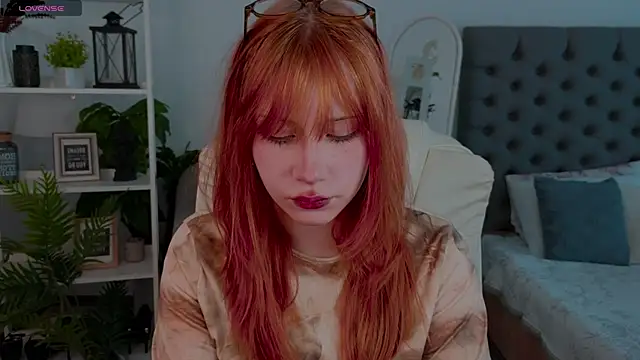 Fleur Fox online show from May 31, 2026, 9:38 am