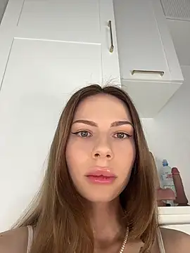 Snapshot of Ms_Luna_ chatting on July 12, 2026, 9:33 am Ms Luna online show from July 12, 2026, 9:33 am