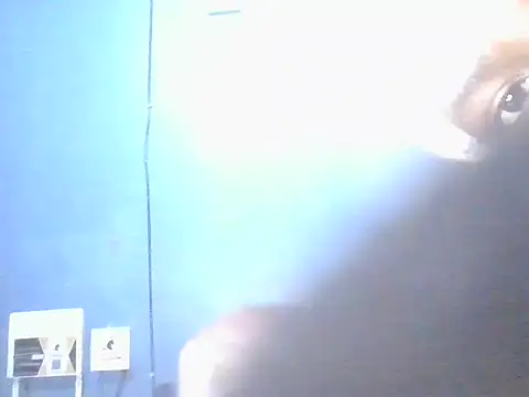 Snapshot of Petite-divaa chatting on May 31, 2026, 5:53 pm Petite-divaa online show from May 31, 2026, 5:53 pm