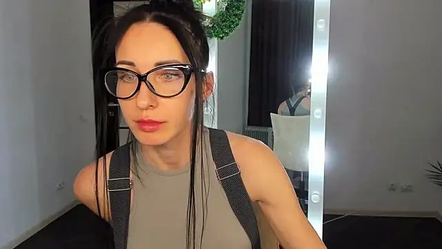 BouncySweety online show from December 21, 2024, 3:31 pm