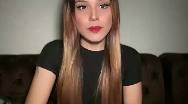 Snapshot of Nami_Campbell chatting on December 12, 2024, 6:57 am Nami Campbell online show from December 12, 2024, 6:57 am