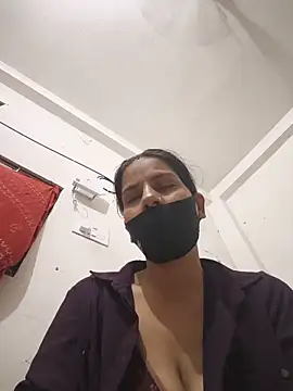 Snapshot of Neha-ji chatting on June 11, 2026, 12:32 am Neha-ji online show from June 11, 2026, 12:32 am