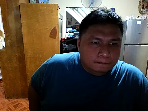 Snapshot of RedSword007 chatting on July 9, 2026, 1:59 pm RedSword007 online show from July 9, 2026, 1:59 pm