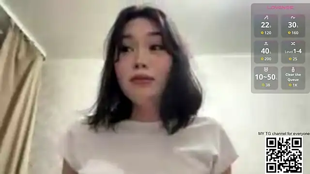 Snapshot of LilowNax chatting on July 15, 2026, 6:35 pm LilowNax online show from July 15, 2026, 6:35 pm