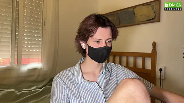 Snapshot of vornyx chatting on July 12, 2026, 4:31 pm vornyx online show from July 12, 2026, 4:31 pm