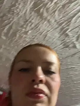 Snapshot of LuciiaMiller chatting on August 4, 2026, 2:48 am LuciiaMiller online show from August 4, 2026, 2:48 am