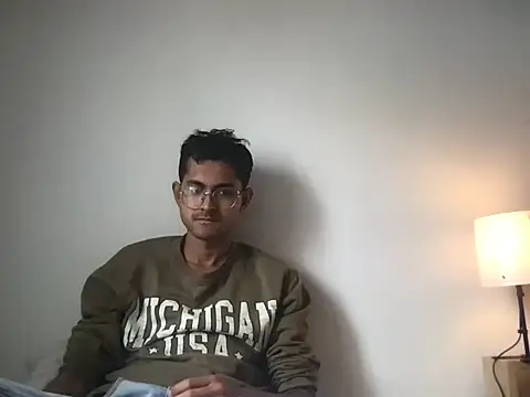 xanderlover online show from May 28, 2026, 5:21 pm