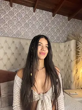 Amel Rosse online show from June 27, 2026, 3:39 pm