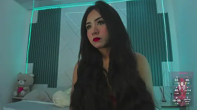 Kitty-Alice online show from June 7, 2026, 3:54 am