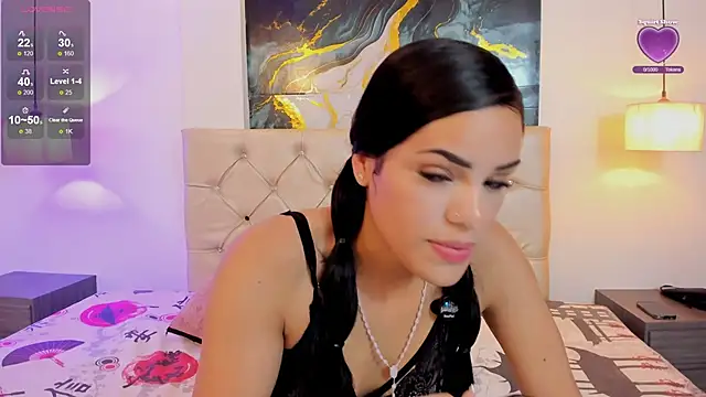 Snapshot of Little_Allison18 chatting on June 1, 2026, 7:59 pm Little Allison18 online show from June 1, 2026, 7:59 pm