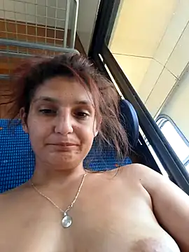 Snapshot of resstess chatting on July 20, 2026, 1:35 pm resstess online show from July 20, 2026, 1:35 pm