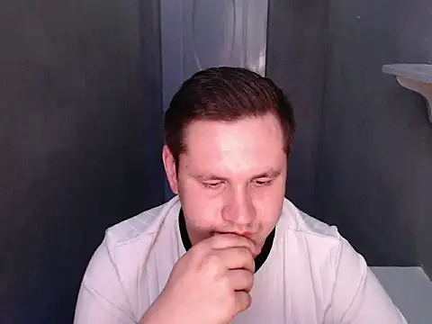 Max Marlyn online show from June 10, 2026, 11:42 am