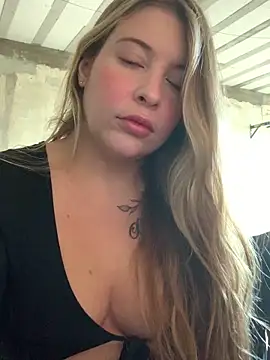 thania bby online show from May 29, 2026, 5:55 pm