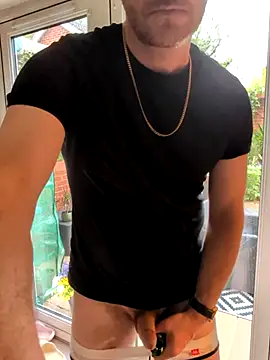Straight GuyUK online show from June 20, 2026, 8:06 am