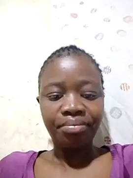 Snapshot of Carinasweets chatting on June 29, 2026, 4:08 am Carinasweets online show from June 29, 2026, 4:08 am