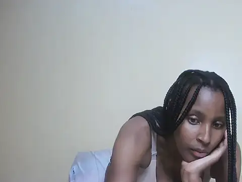 Snapshot of Shakin_amid chatting on July 15, 2026, 7:19 pm Shakin amid online show from July 15, 2026, 7:19 pm