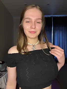 Snapshot of Bamby_bump chatting on June 6, 2026, 3:06 pm Bamby bump online show from June 6, 2026, 3:06 pm