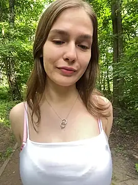Snapshot of Bamby_bump chatting on June 30, 2026, 1:56 pm Bamby bump online show from June 30, 2026, 1:56 pm