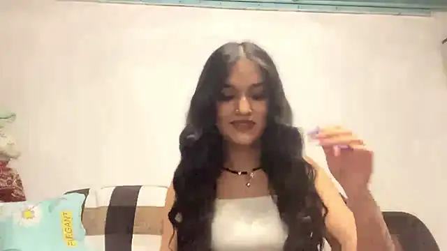 Snapshot of LisetteParajon chatting on May 29, 2026, 6:06 pm LisetteParajon online show from May 29, 2026, 6:06 pm