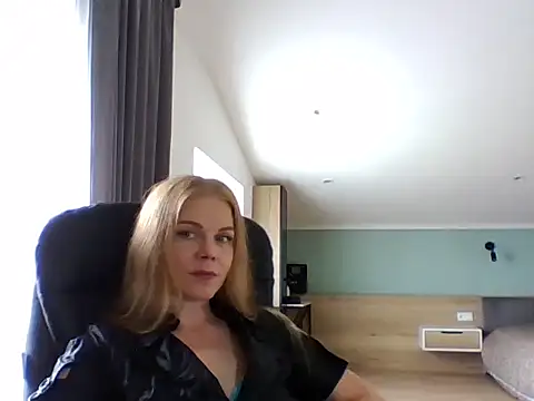 Snapshot of Tina5394 chatting on June 12, 2026, 9:08 am Tina5394 online show from June 12, 2026, 9:08 am