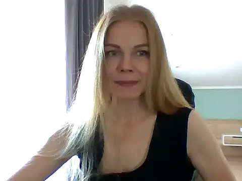 Snapshot of Tina5394 chatting on June 21, 2026, 3:42 am Tina5394 online show from June 21, 2026, 3:42 am