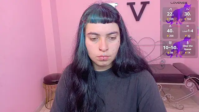 Snapshot of _sofia_smth_xx chatting on June 26, 2026, 1:04 pm sofia smth xx online show from June 26, 2026, 1:04 pm
