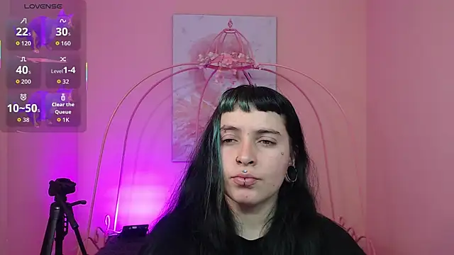 Snapshot of _sofia_smth_xx chatting on July 17, 2026, 3:24 am sofia smth xx online show from July 17, 2026, 3:24 am