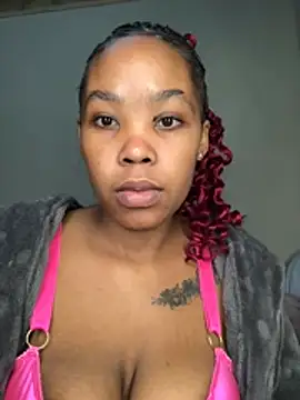 Snapshot of Nicole-Liam- chatting on July 12, 2026, 7:49 pm Nicole-Liam- online show from July 12, 2026, 7:49 pm