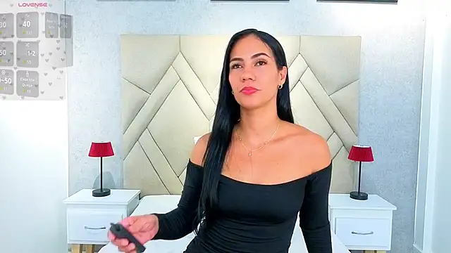 Oriana Sarmiento online show from June 11, 2026, 12:32 am