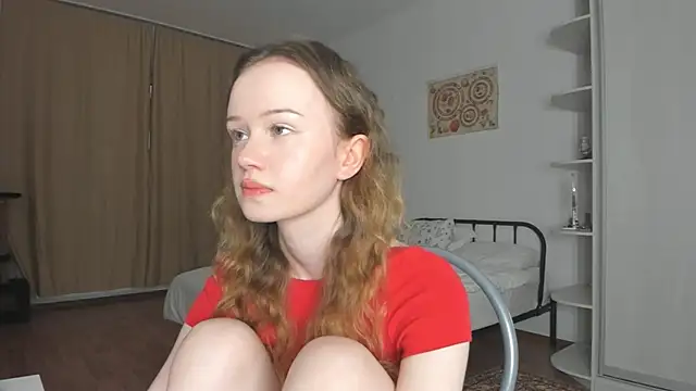 babymolly2 online show from June 17, 2026, 8:43 pm