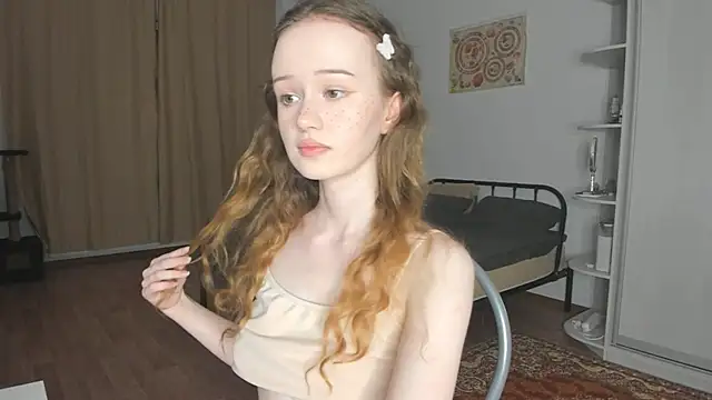 babymolly2 online show from June 25, 2026, 6:23 pm
