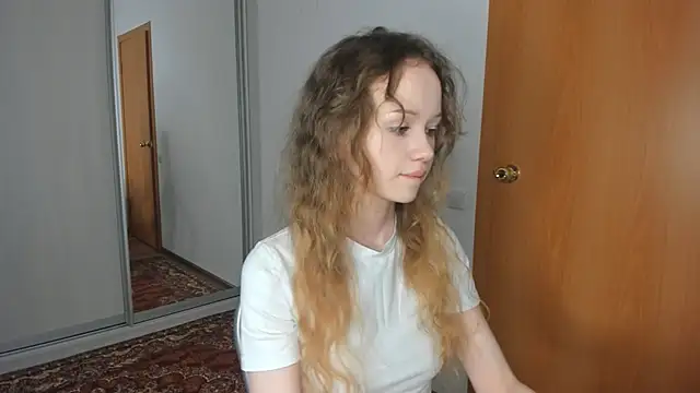 babymolly2 online show from July 11, 2026, 8:00 pm