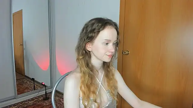 babymolly2 online show from July 18, 2026, 8:23 pm