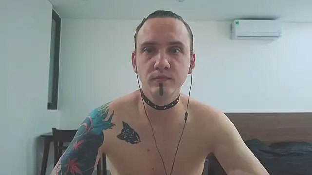Silent Stitch online show from July 18, 2026, 12:48 am