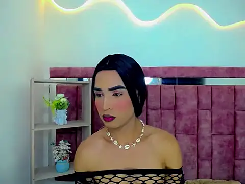 MaiteCandyxx online show from June 5, 2026, 3:57 am